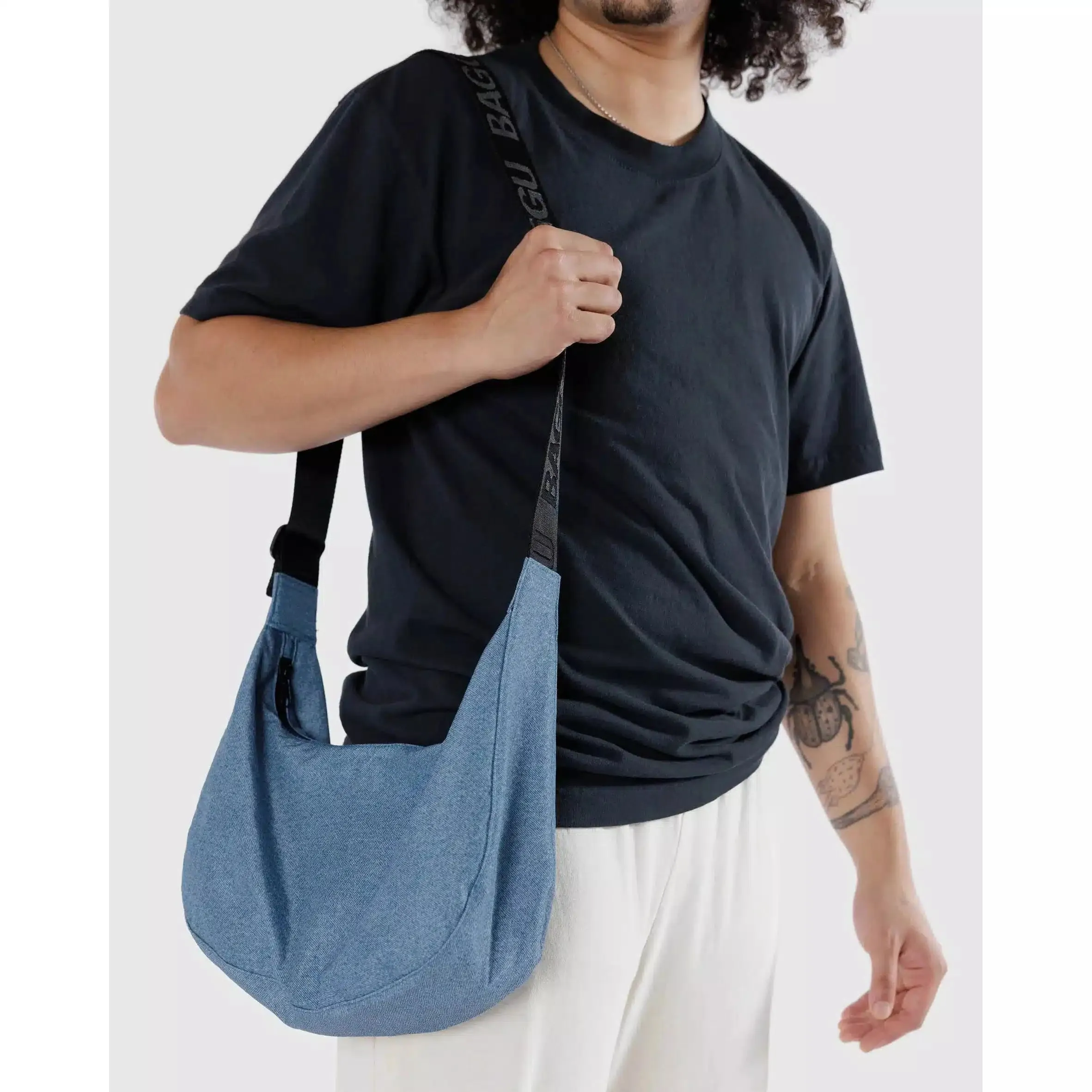 Baggu - Medium Nylon Crescent bag - Digital Denim