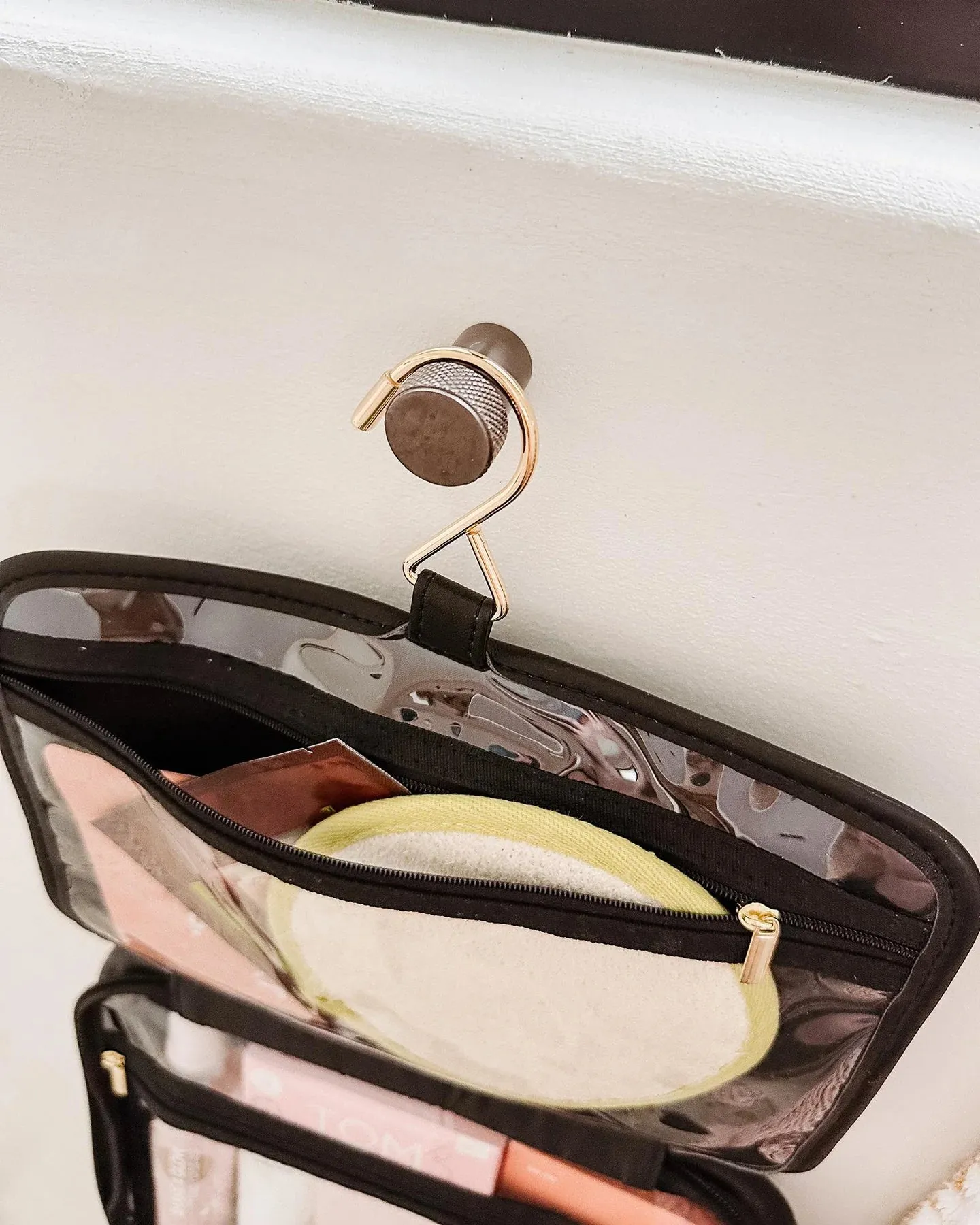 Maggie Cosmetic Case in Black by Louenhide