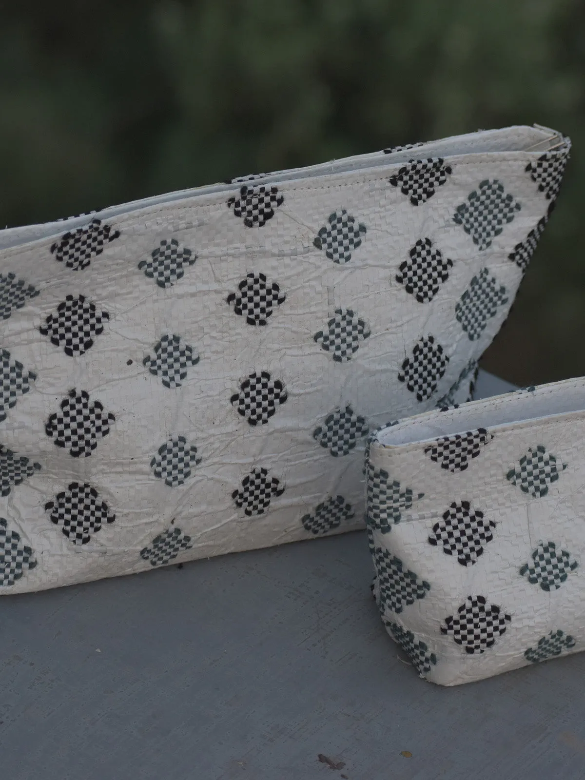 Taat Hand Embroidery Cosmetic Pouch Set